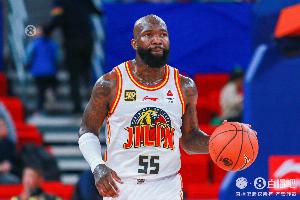 瓊斯：今年雖未完成最終目標(biāo) 但很感激能有機(jī)會(huì)和兄弟們一起戰(zhàn)斗