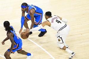 SGA如何超杜威成隊(duì)史最佳？詹寧斯：在同一年拿MVP+奪冠