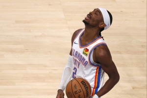 亞歷山大全場(chǎng)僅得14分 創(chuàng)造個(gè)人本賽季常規(guī)賽+季后賽單場(chǎng)新低