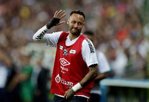 內(nèi)馬爾：我在場(chǎng)上的表現(xiàn)無可指摘，批評(píng)者不知道我的努力與犧牲