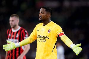 記者：切爾西可能提較低初始報(bào)價(jià)引進(jìn)邁尼昂，附加條款也許很關(guān)鍵