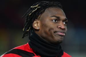 記者：米蘭相信拜仁會買萊奧，雖不想賣但若報價8500萬就可能放人