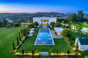 ??濃眉3990萬美元出售洛杉磯豪宅！此前購入價約為3100萬??