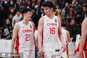 媒體人：定海神針胡金秋 后起之秀王俊杰 意外之喜余嘉豪