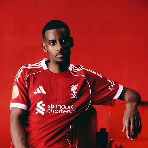 斯洛特：瑞典主帥對伊薩克的保護值得贊賞 會慢慢幫他找回狀態(tài)