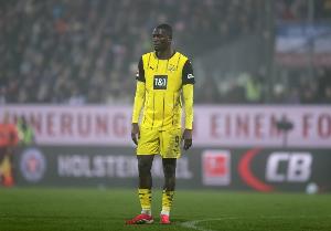 吉拉西連續(xù)8場德甲破門，非德國球員僅萊萬、奧巴梅揚曾做到