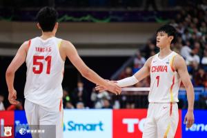 李京龍：根本沒法比 楊瀚森站的臺階更高 曾凡博簽籃網(wǎng)是商業(yè)運作