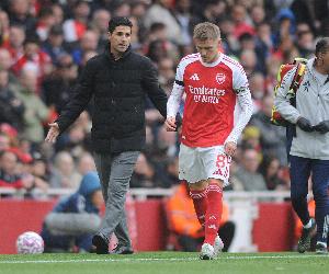 帶傷多踢10分鐘才離場！衛(wèi)報：厄德高預(yù)計傷缺六周，缺戰(zhàn)七場比賽