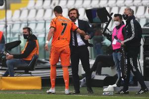 前助教：皮爾洛本不想要C羅，他要求高位壓迫但C羅高位逼搶最差