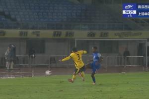 烏鴉坐飛機！趙宏略雙腿跳起蹬踏馬納法，差點吃到西海岸第三紅