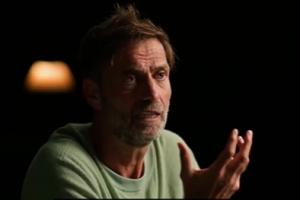 克洛普：有球員問我為何待人不一，我回答因為他在沒窗戶房子長大