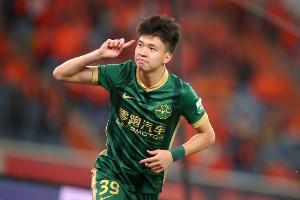 足球報(bào)：浙江隊(duì)有獨(dú)立運(yùn)營的球探系統(tǒng) 王鈺棟13歲被列為重點(diǎn)對象