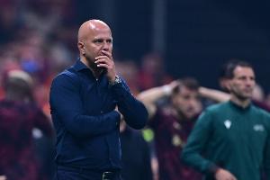 四連敗后紅軍更衣室依然平靜，斯洛特度假時(shí)仍在研究如何扭轉(zhuǎn)頹勢(shì)