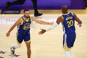 科爾談陣容安排：這會(huì)是我們的固定打法 我希望霍福德替補(bǔ)出戰(zhàn)