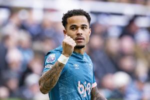 太陽報(bào)：小克魯伊維特三個(gè)月內(nèi)兩次超速，被禁止駕駛六個(gè)月+罰款