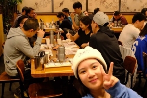 楊瀚森12點吃烤肉不自律？解說：球隊不管這些 這個點吃飯也正常