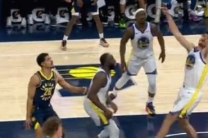 確實(shí)看錯(cuò)了！波斯特破壞步行者空接球出界&勇士挑戰(zhàn)成功拿回球權(quán)