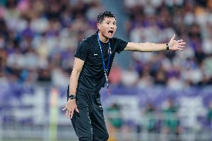 媒體人：足協(xié)敢不敢給邵佳一八年時(shí)間，帶兩世界杯周期一定能出線