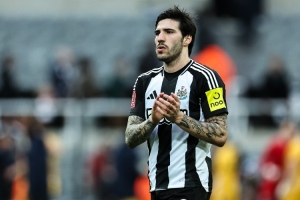 埃迪-豪：托納利和吉馬良斯都生病了，沃爾特馬德承擔(dān)了很多責(zé)任