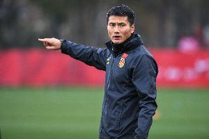 魯媒：國足已在備戰(zhàn)2030年世界杯道路上遲到，需邵佳一努力彌補