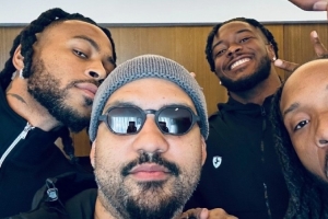 到位了！遼籃訓(xùn)練師華萊士社媒曬與莫蘭德&威爾斯合影