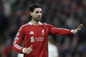 回聲報：布拉德利和索博斯洛伊已在英超吃到4黃，再吃一黃將停賽