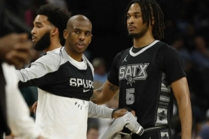 保羅，看看你對馬刺干的好事！