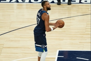 戈貝爾：聯(lián)盟競爭很激烈每場都是挑戰(zhàn) 我們攻防兩端都要展現(xiàn)拼勁