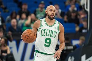 填滿數(shù)據(jù)欄！懷特首節(jié)5中3拿到10分1板2助1斷1帽