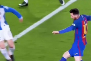 打車(chē)時(shí)遇見(jiàn)一個(gè)司機(jī)，他說(shuō)他年輕時(shí)踢球沒(méi)人能防住他......