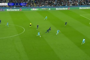 你怎么看??當(dāng)年瓜迪奧拉對(duì)馬赫雷斯這球十分氣憤